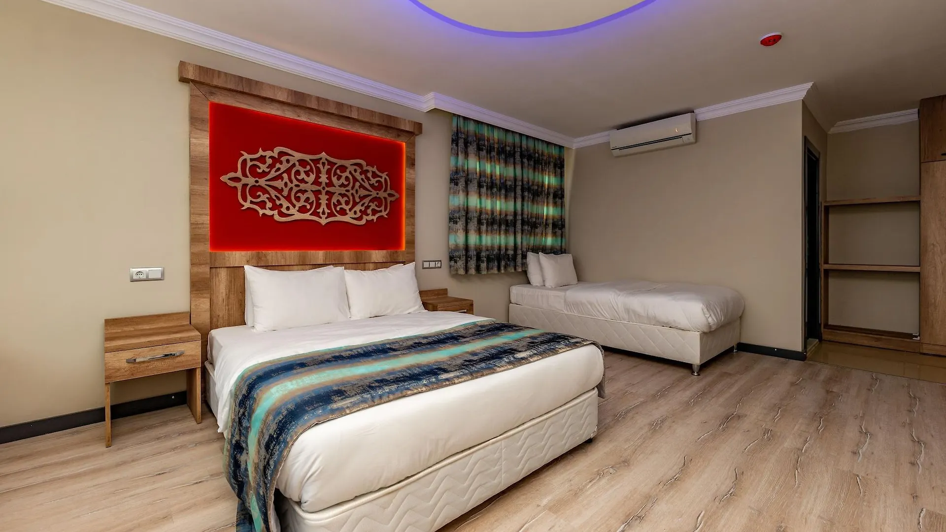 Hotel Linda Expo Palace Antalya