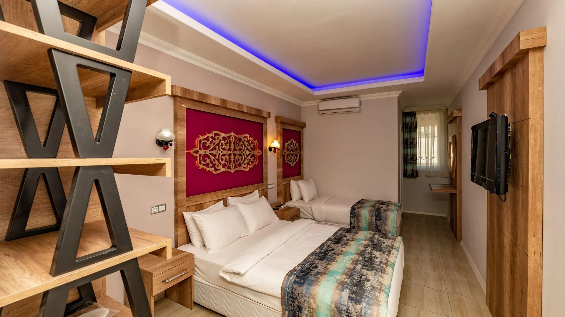 Linda Expo Palace Antalya 3*,